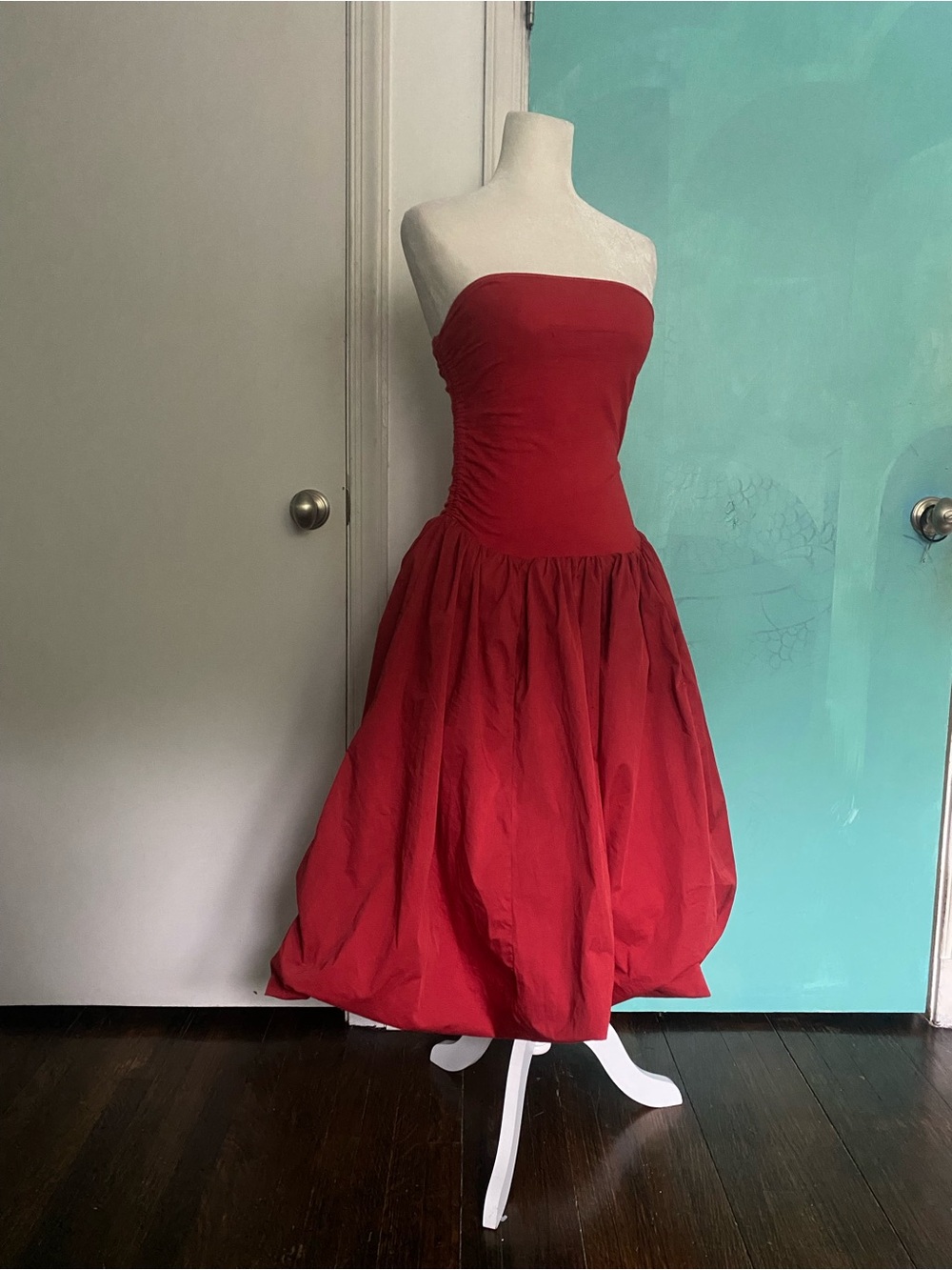 Classic Strapless Red Midi Dress with Ruched Bodice